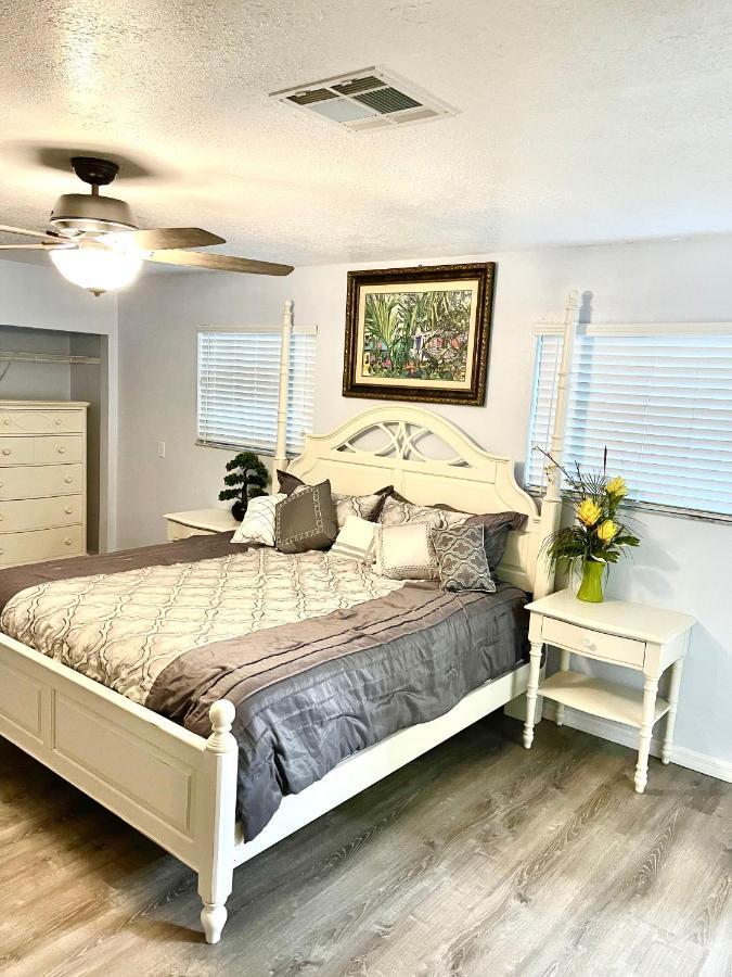 A Cozy Space Coast Retreat Тайтъсвил Екстериор снимка